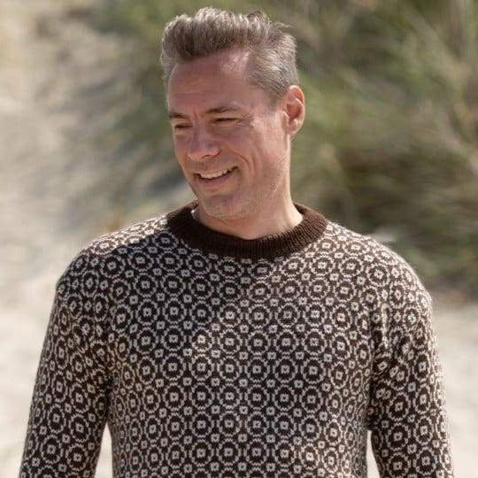 Strikk The Look: Viste-genser brun