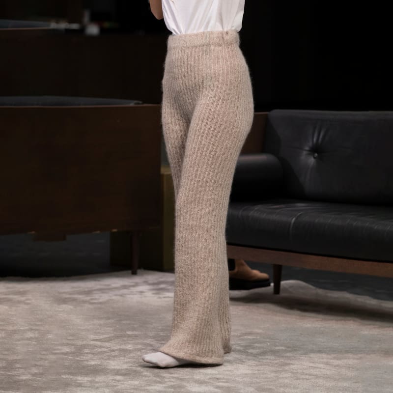 Strikk The Look: Winter-genser og bukse beige