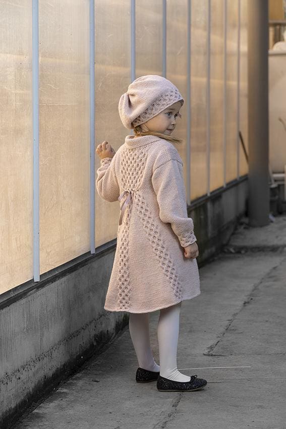 Strikk The Look: Fia kåpe og lue