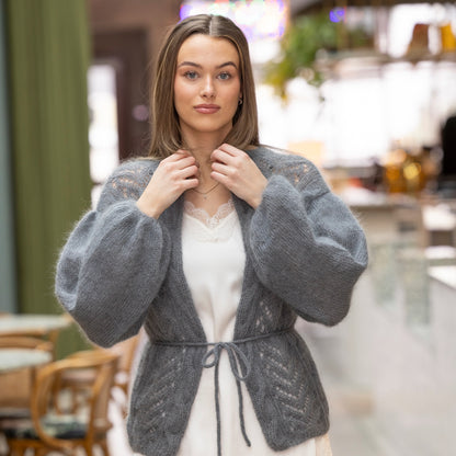 Strikk the Look: Hyss-jakke mørk grå