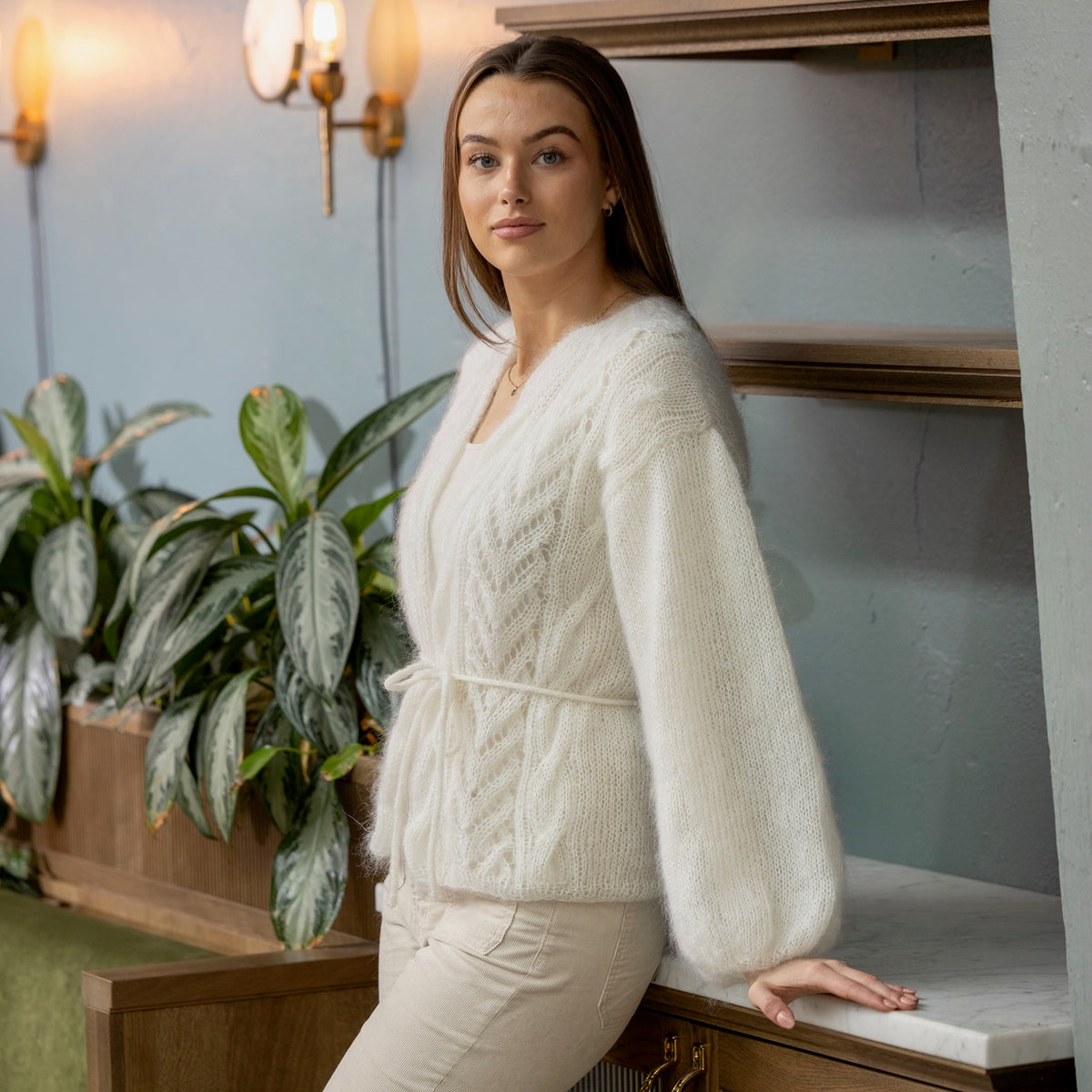 Strikk The Look: Hyss-jakke hvit