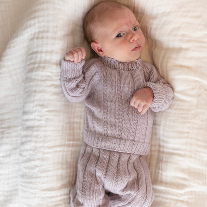 Strikk The Look: Mys genser og bukse lavendel