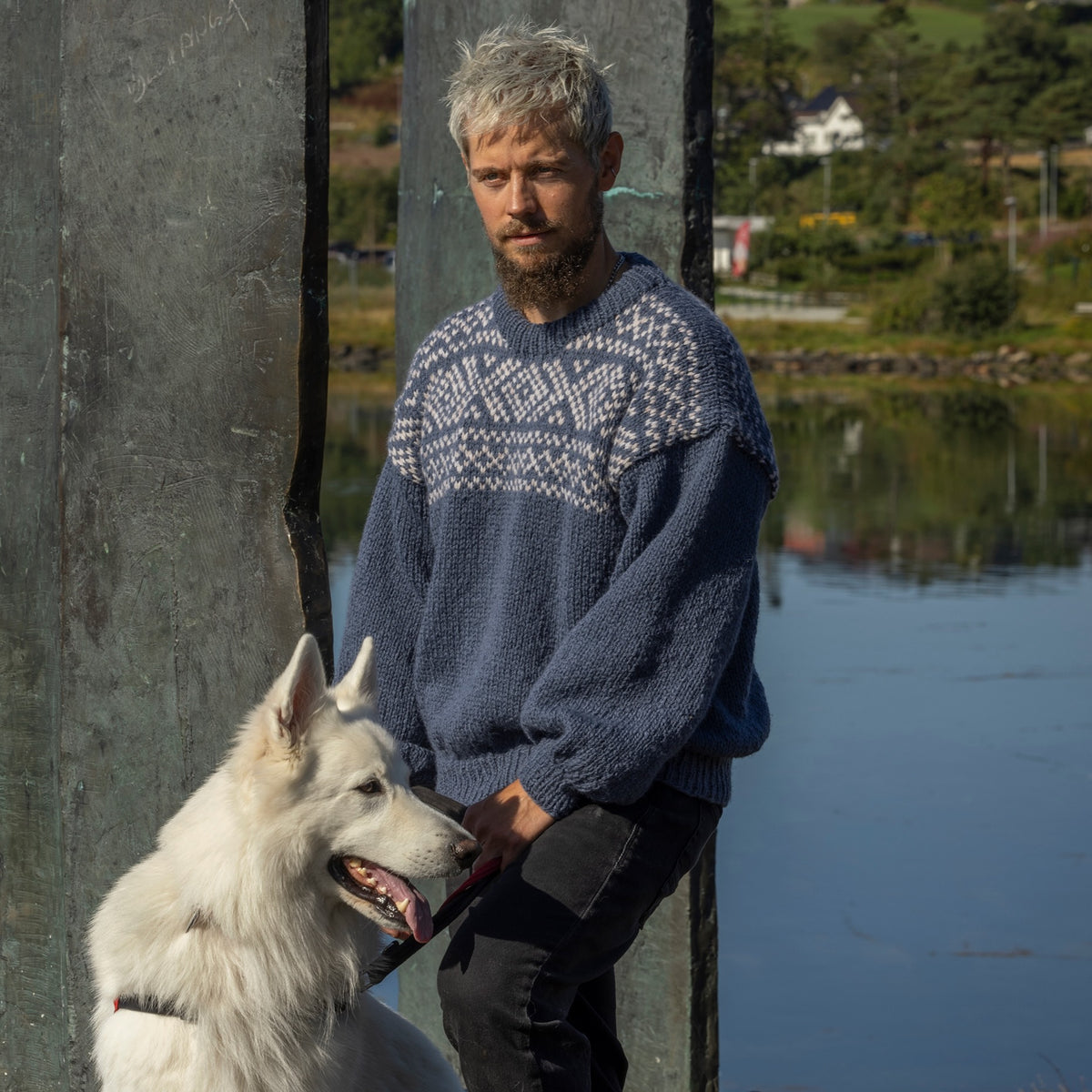 Strikk The Look: Jotun-genser jeansblå