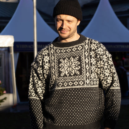 Strikk The Look: Røisheim-genser koks