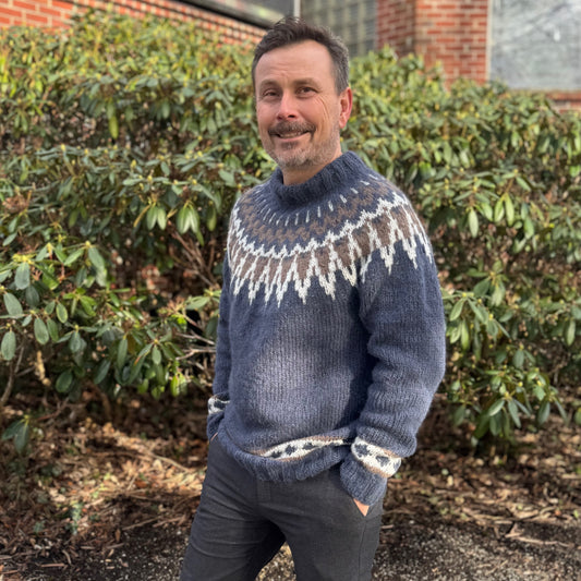 Strikk The Look: Farfar-genser jeansblå