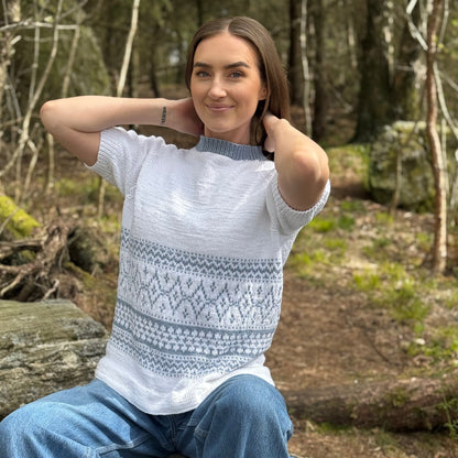 Strikk The Look: Ripple t-skjorte hvit/blå