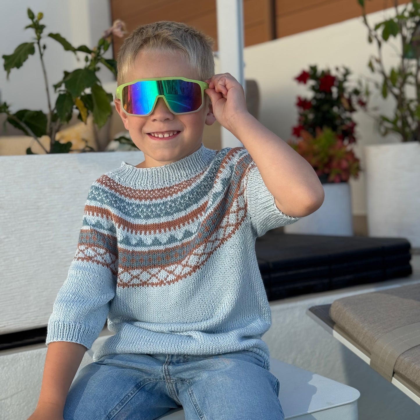 Strikk The Look: Lollipop-t-skjorte lys blå-brunrosa
