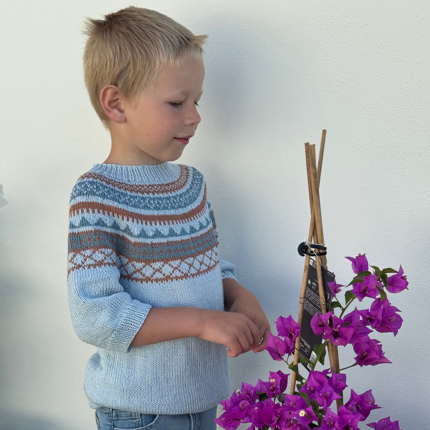 Strikk The Look: Lollipop-t-skjorte lys blå-brunrosa