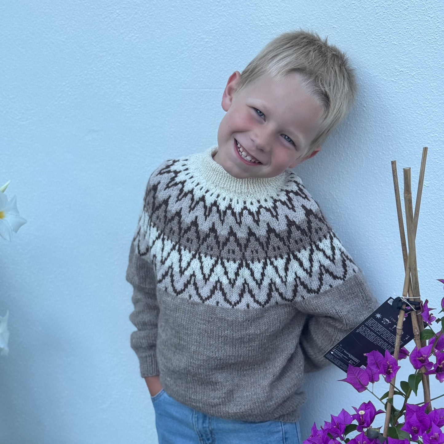 Strikk The Look: Andreas-genser barn lys brun