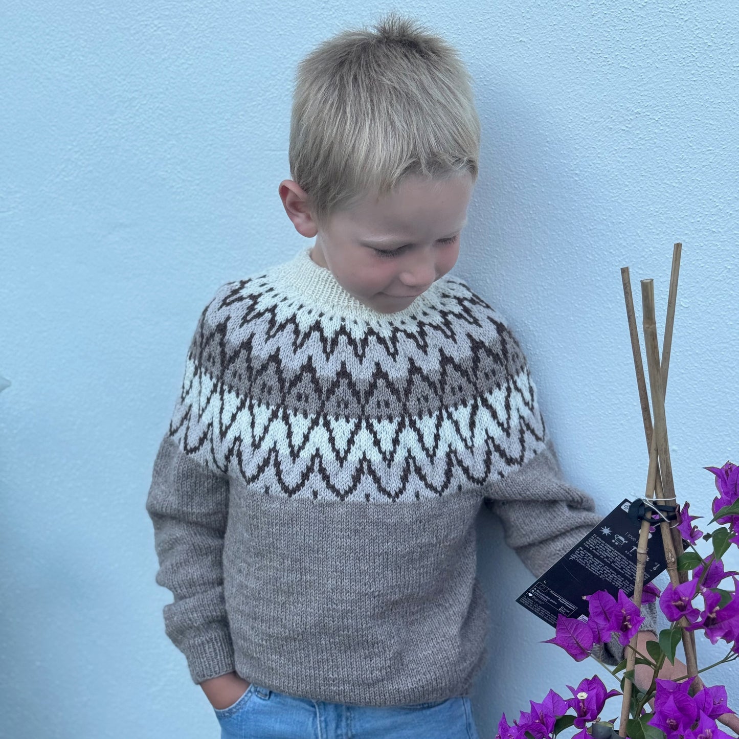 Strikk The Look: Andreas-genser barn lys brun