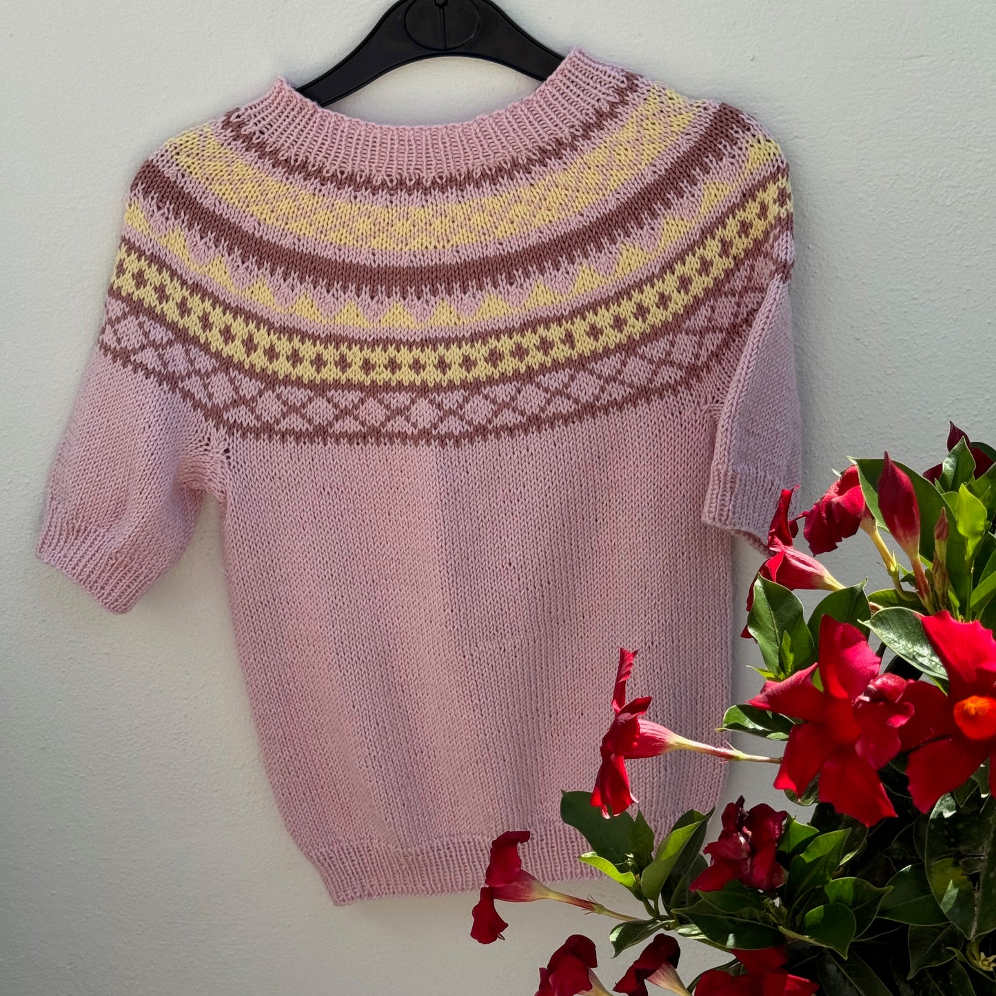 Strikk The Look: Lollipop-t-skjorte lys rosa