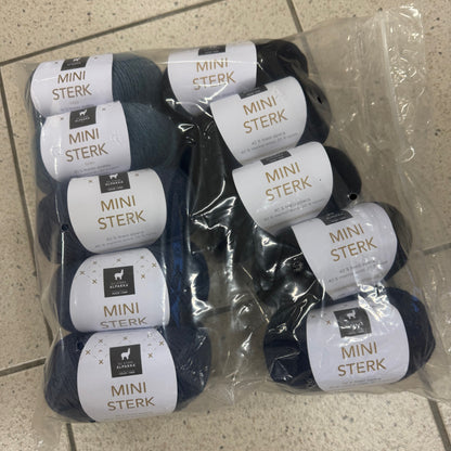 Restepose: Du store alpakka mini-sterk