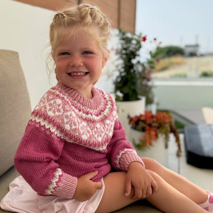Strikk the Look: Irsa-genser rosa
