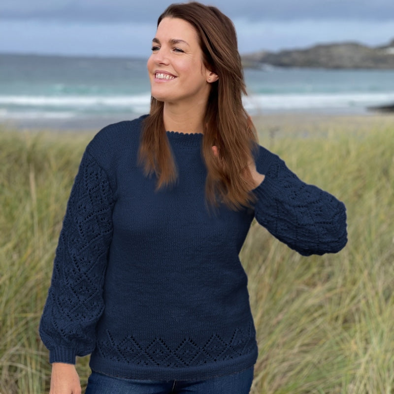 Strikk The Look: Petit-genser marine, storm