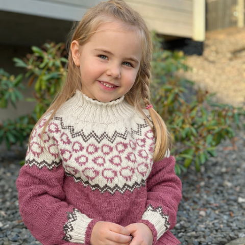 Strikk The Look: Sauedans-genser gammelrosa frøya