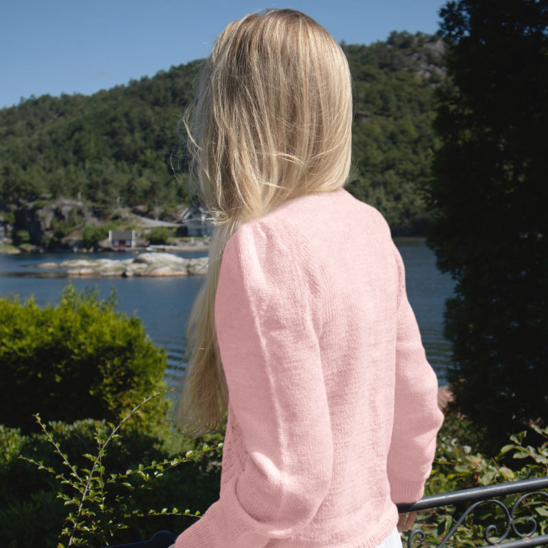 Strikk The Look: Tresser cardigan lys rosa