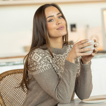 Strikk The Look: Origin-genser hassel