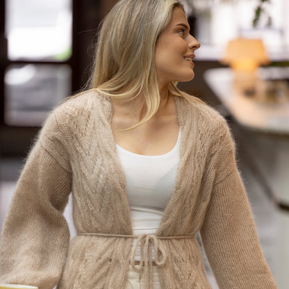 Strikk The look: Hyss-jakke beige