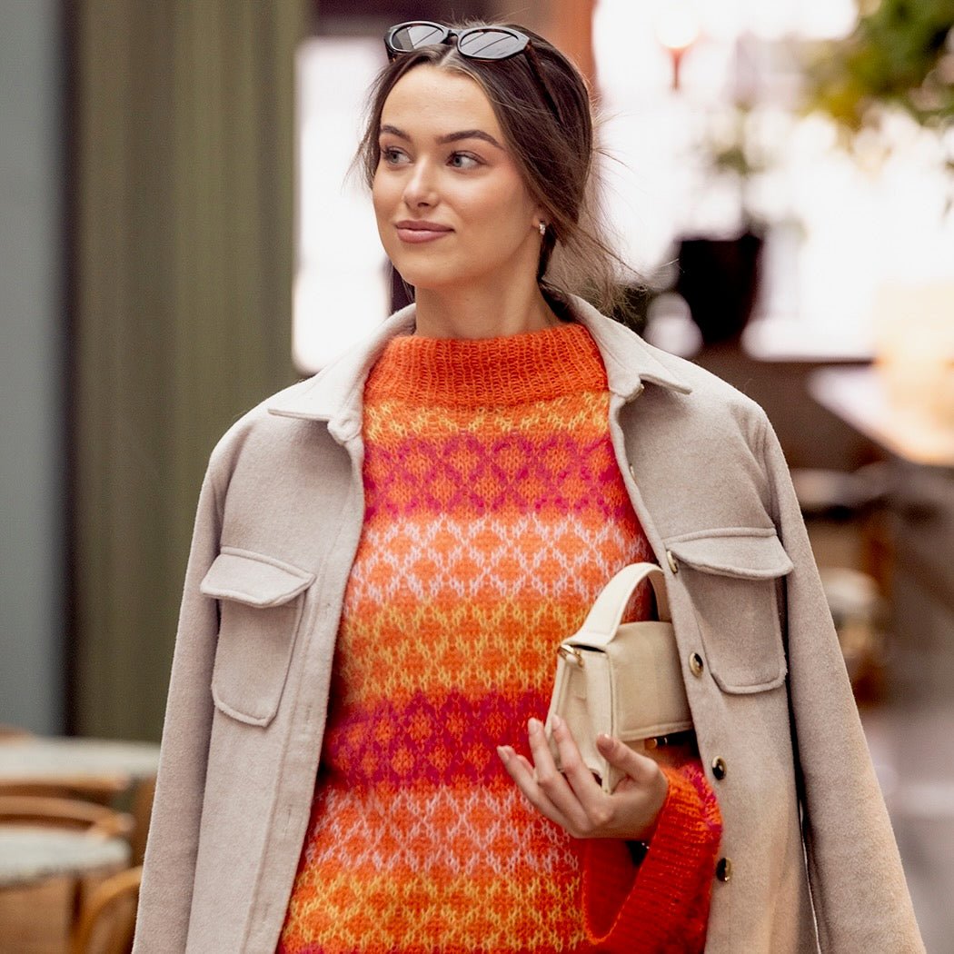 Strikk The Look: Bellezza-genser oransje