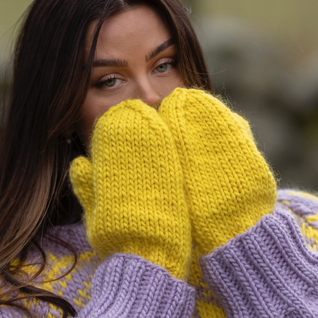 Strikk The Look: Sno-genser og votter lys lilla
