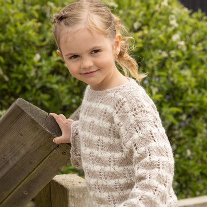 Strikk The Look: Veslemøy-genser sand