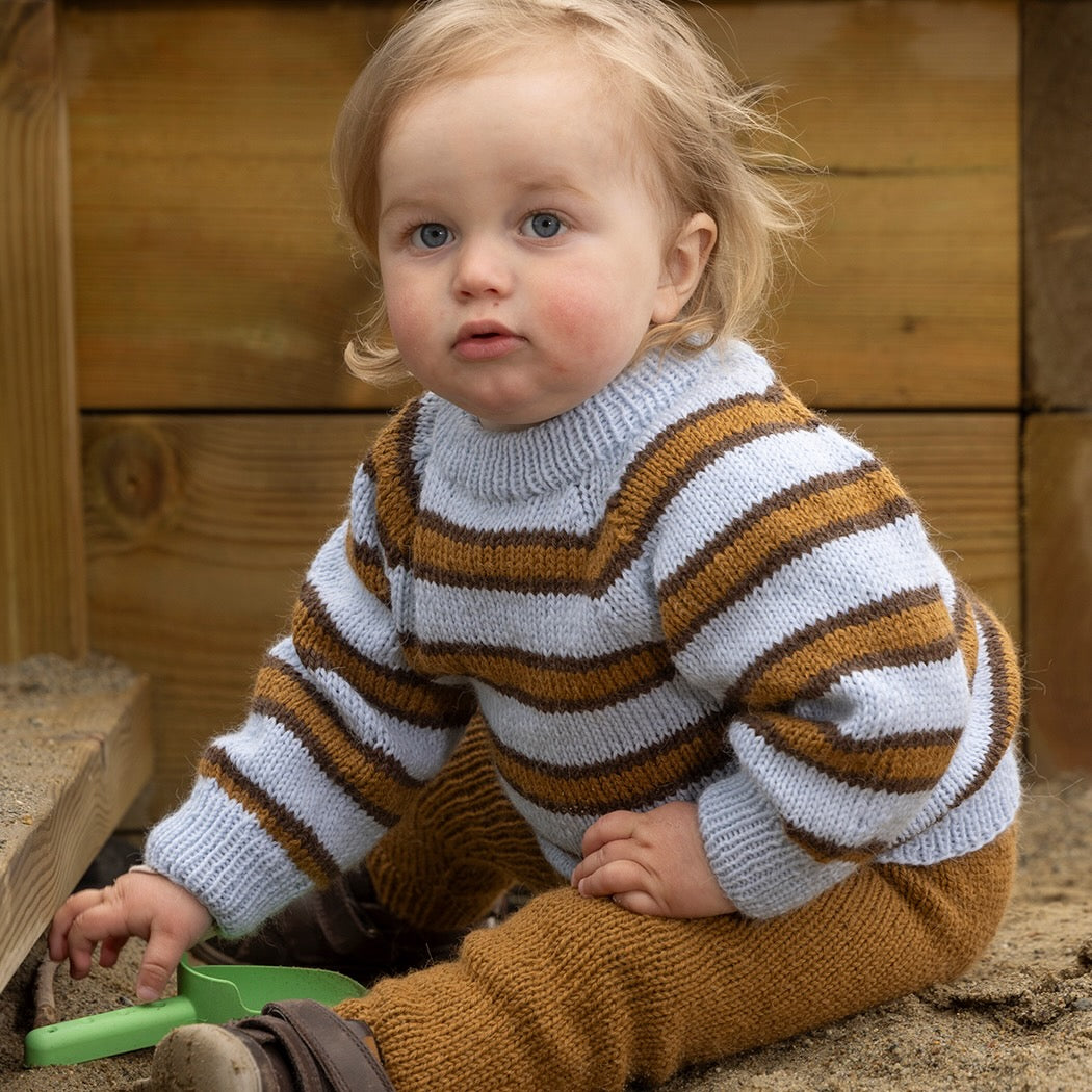 Strikk The Look: Lillebjørn genser, bukse og lue