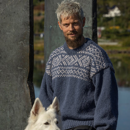 Strikk The Look: Jotun-genser jeansblå