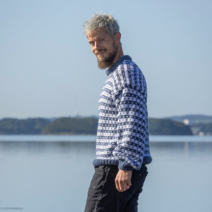 Strikk The Look: Skarv-genser jeansblå