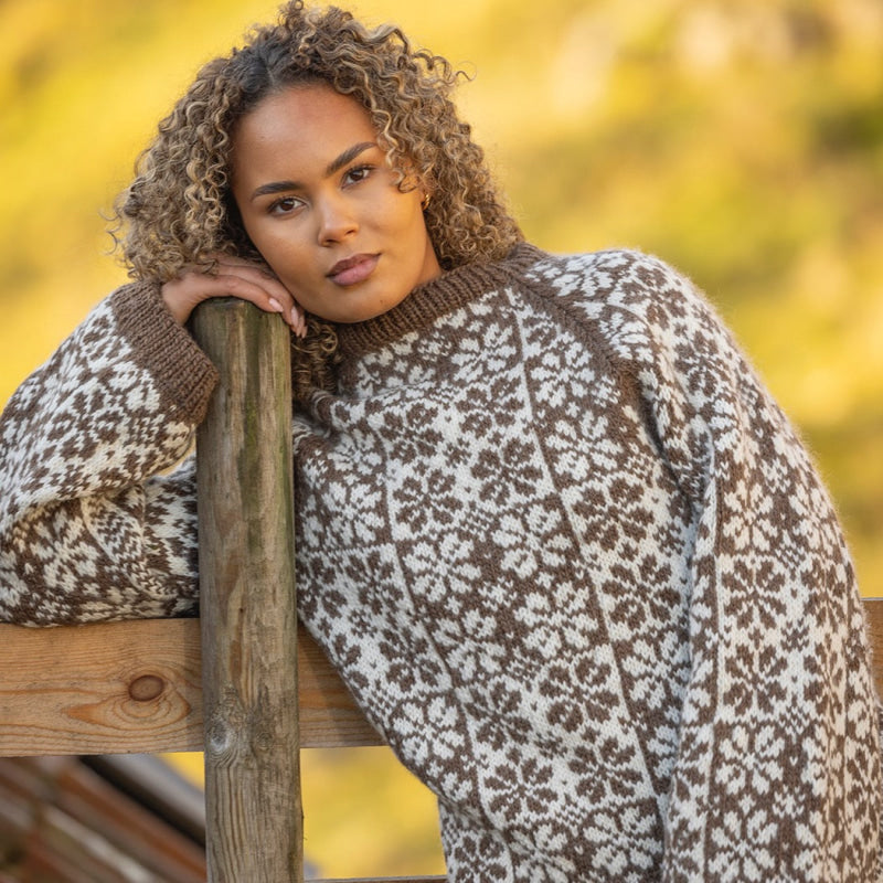 Strikk The Look: Blomstølen-genser brun