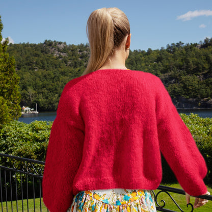 Strikk the Look:  Cord-jakke dyp rød