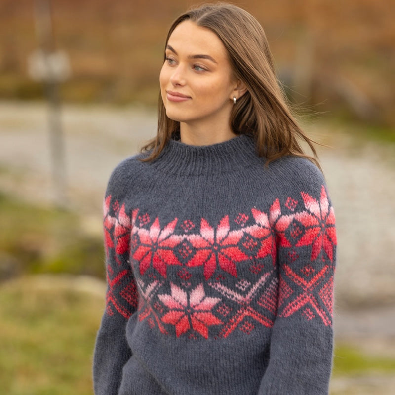 Strikk The Look: Luna-genser jeansblå Katalog