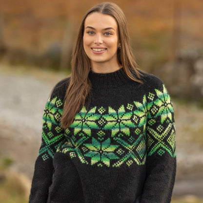 Strikk The Look: Luna-genser svart Katalog