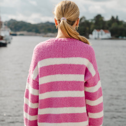 Strikk The Look: See-jakke fuksia