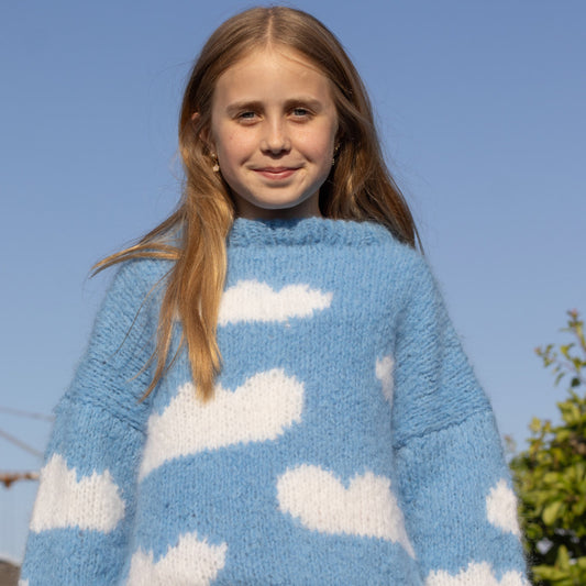 Strikk The Look: Skyhigh-genser ice blue