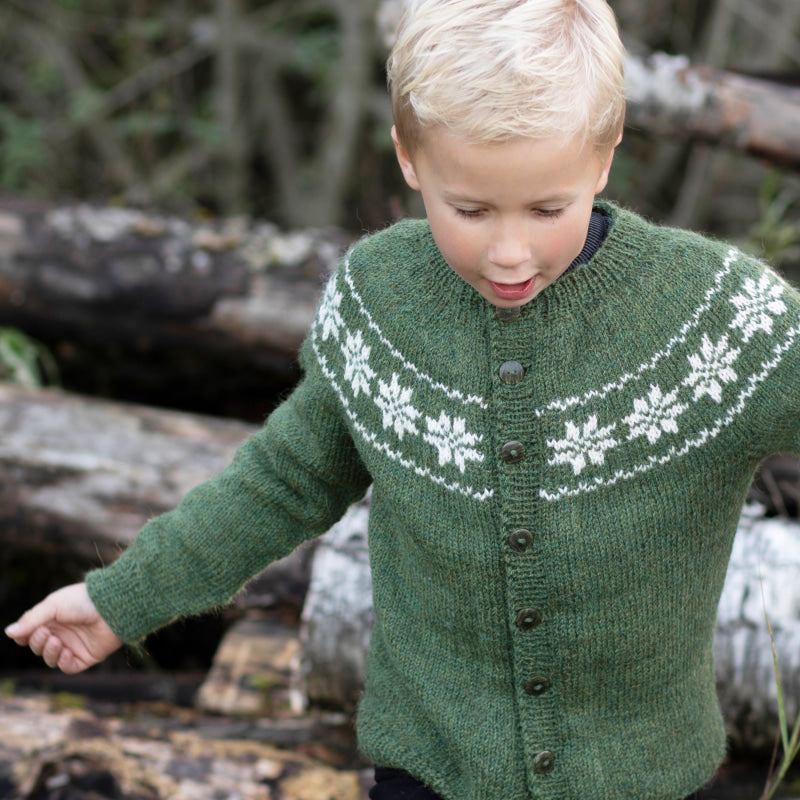 Strikk The Look: Stjerne-jakke oliven