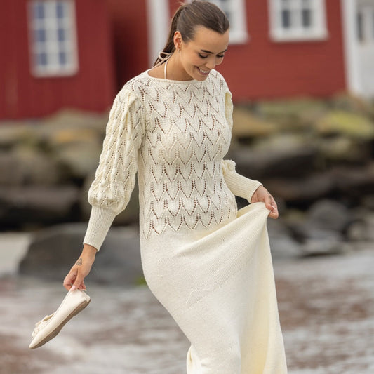 Strikk The Look: Tjøme-kjole by Mie Cappelen