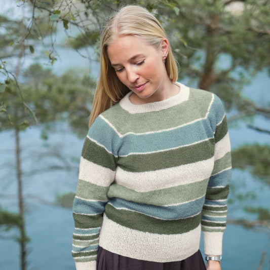 Strikk the Look: Tvist-genser armygrønn