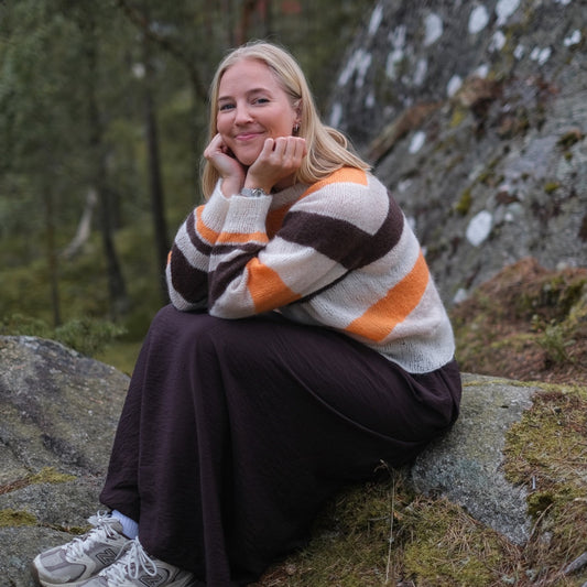 Strikk The Look: Tvist-genser brun