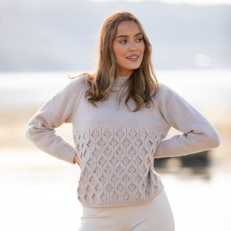 Strikk The Look: Dalia-genser sand