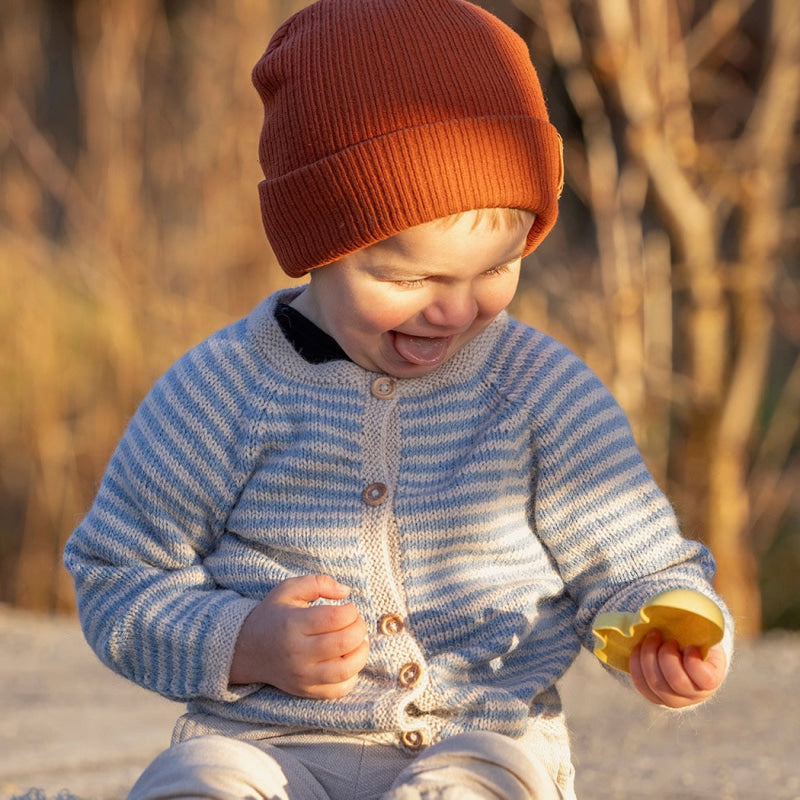 Strikk The Look: Lillevenn-jakke