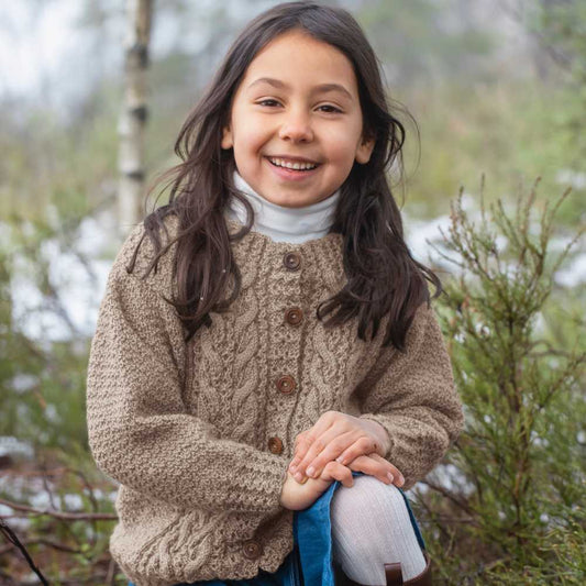 Strikk The Look: Rilja cardigan barn beige