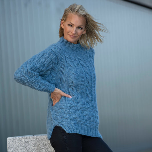 Strikk The Look: Skylar-genser lys jeansblå