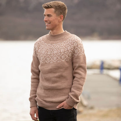 Strikk The Look: Allehånde-genser mellombrun