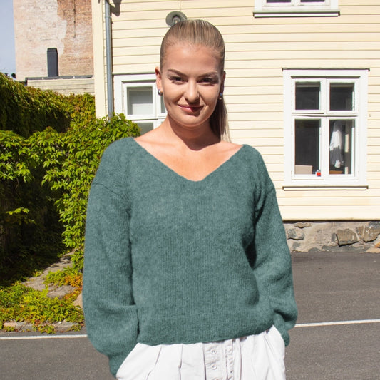 Strikk The Look: Amanda-genser grågrønn