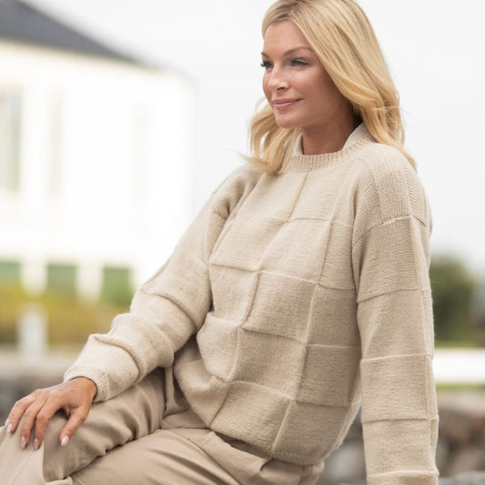 Strikk The Look: Bond-genser lys beige