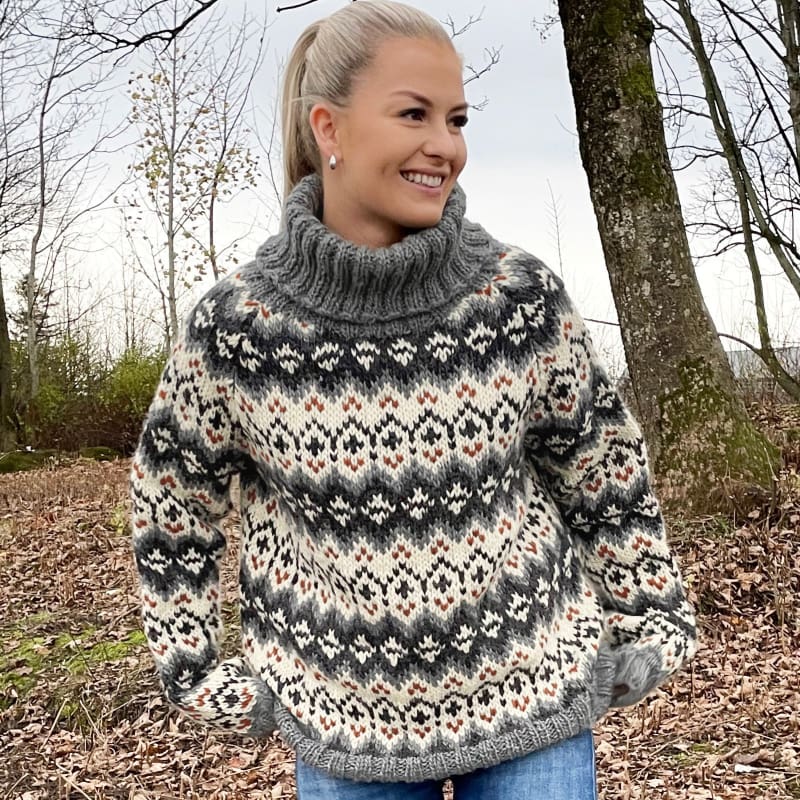 Strikk The Look: Drifa-genser dame grå/varm brun