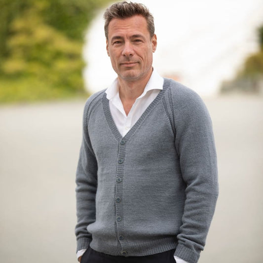 Strikk The Look: Fam-jakke gråblå