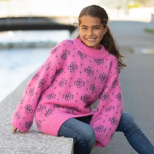Strikk The Look: Hazel-genser rosa barn