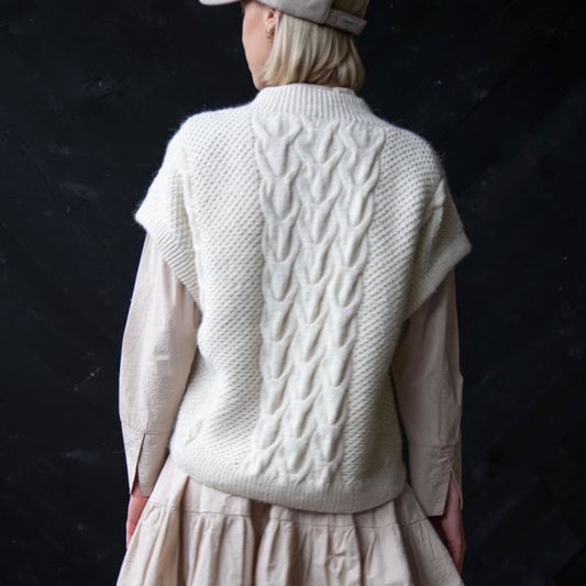 Strikk The Look: Lucinde-vest natur