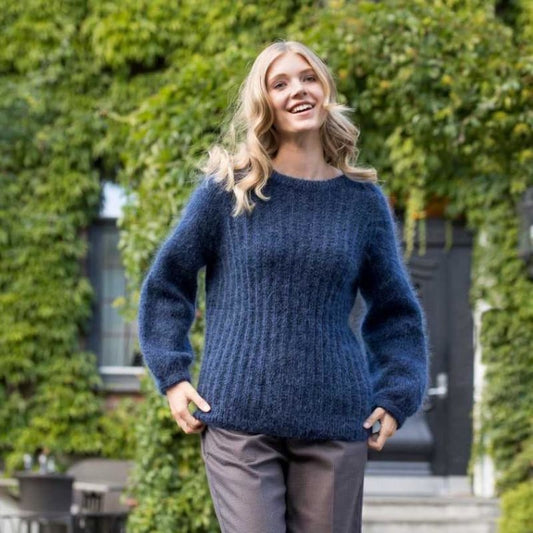 Strikk The Look: Malin-genser indigo